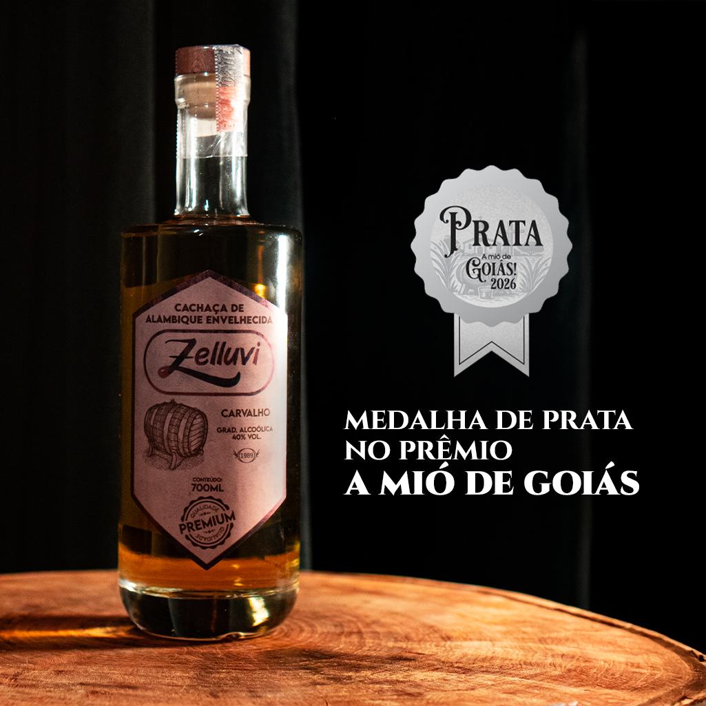 Cachaça de Alambique Envelhecida – Carvalho Premium