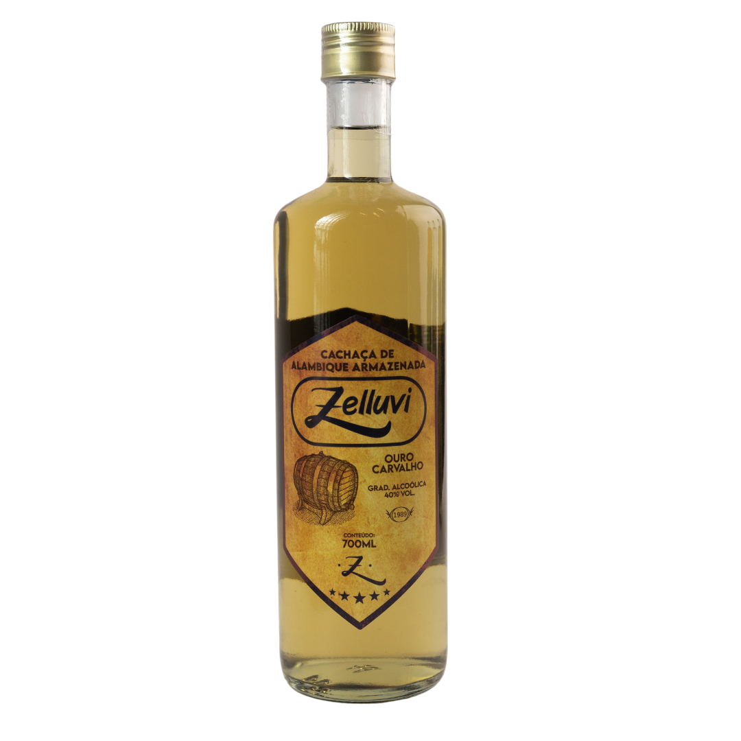 Cachaça de Alambique Armazenada -  Ouro Carvalho